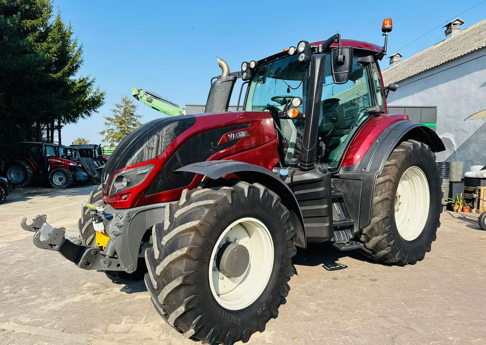 Valtra T174 Versu - Trator: foto 1 Valtra T174 Versu - Trator: foto 1