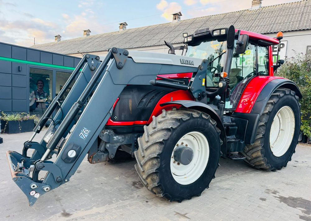 Valtra T213 Versu - Trator: foto 4 Valtra T213 Versu - Trator: foto 4