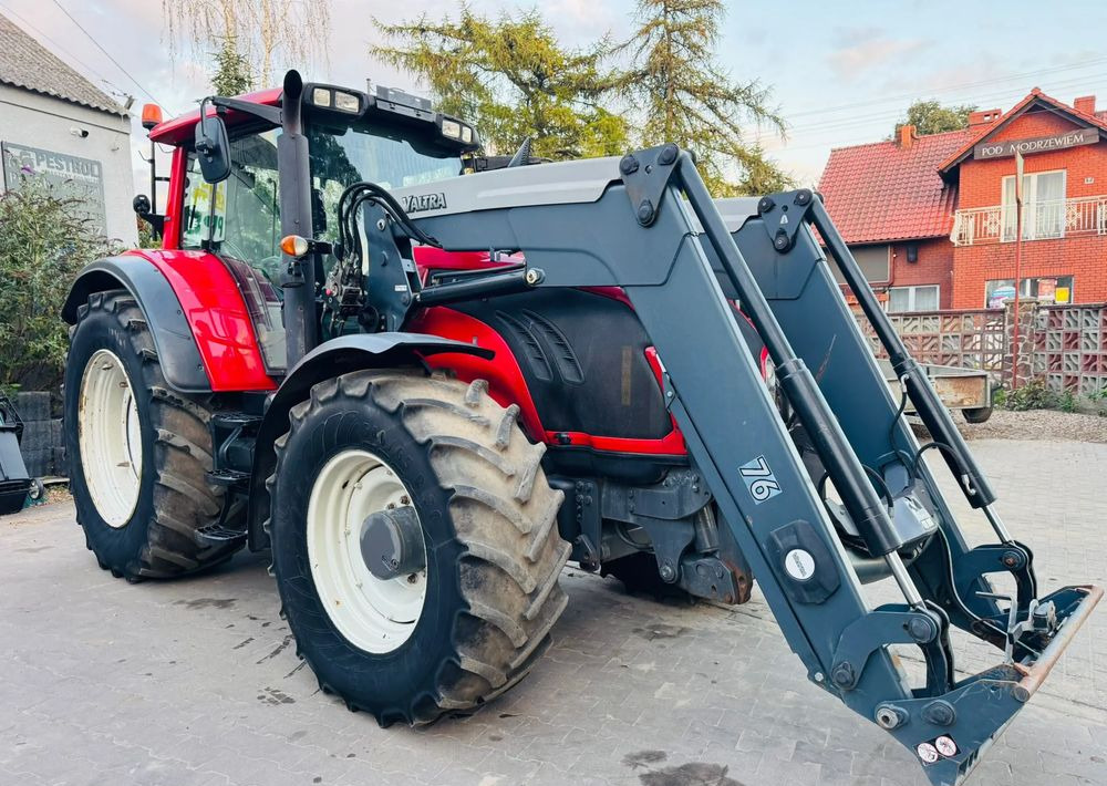 Valtra T213 Versu - Trator: foto 5 Valtra T213 Versu - Trator: foto 5