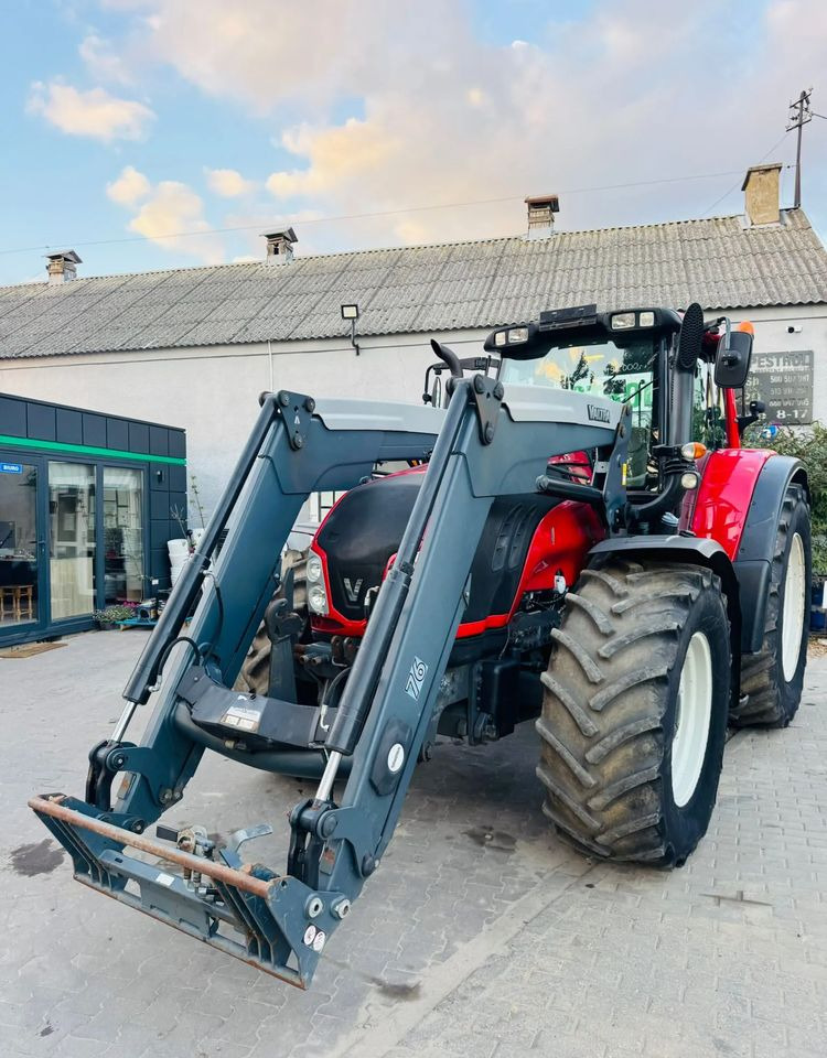 Valtra T213 Versu - Trator: foto 3 Valtra T213 Versu - Trator: foto 3