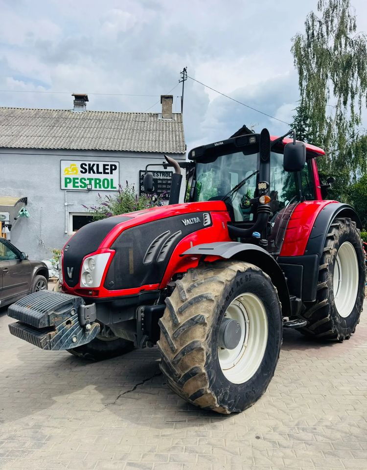 Valtra T213 Versu Unlimited - Trator: foto 1 Valtra T213 Versu Unlimited - Trator: foto 1