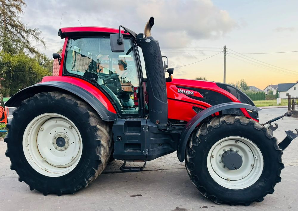 Valtra T214 ACTIVE - Trator: foto 3 Valtra T214 ACTIVE - Trator: foto 3