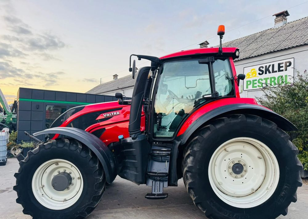 Valtra T214 ACTIVE - Trator: foto 2 Valtra T214 ACTIVE - Trator: foto 2