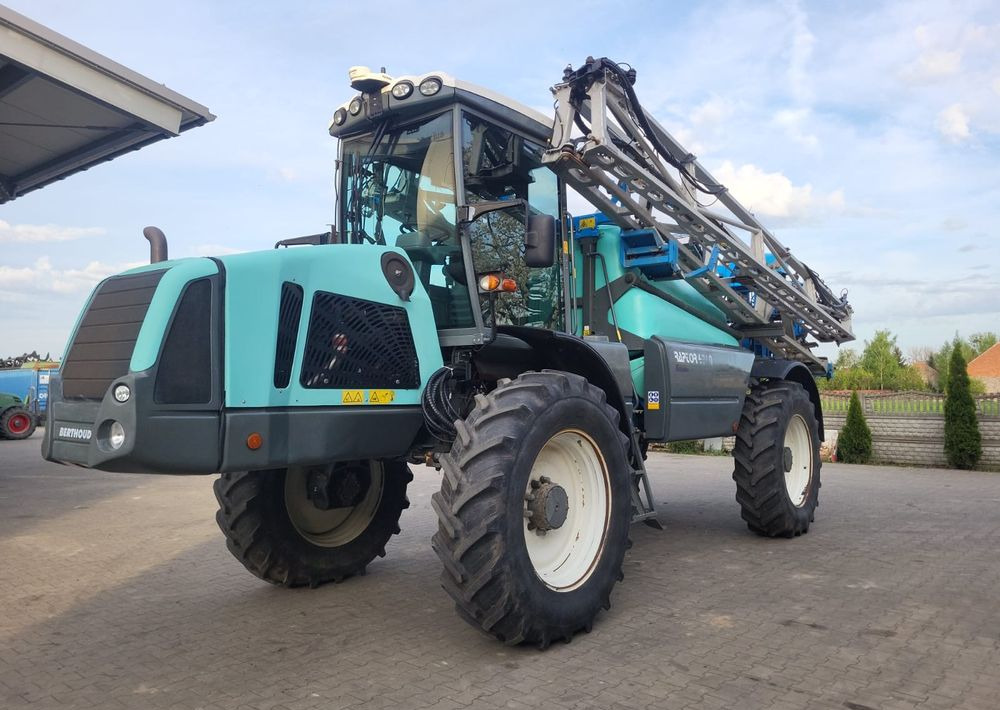 Berthoud Raptor 4240 - Pulverizador agricola: foto 1 Berthoud Raptor 4240 - Pulverizador agricola: foto 1