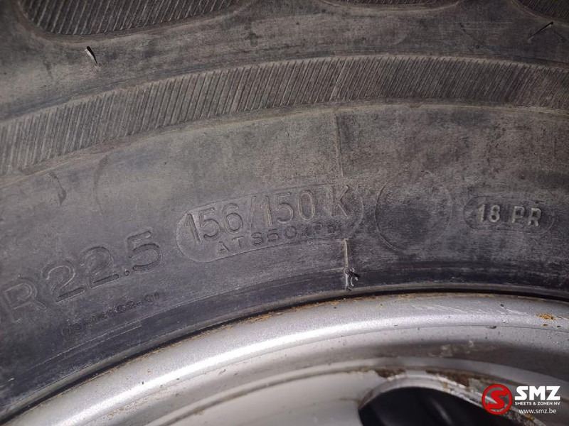BFG Occ vrachtwagenband 315/80R22.5 156/150K BF Goodri - Pneu de Caminhão: foto 4 BFG Occ vrachtwagenband 315/80R22.5 156/150K BF Goodri - Pneu de Caminhão: foto 4