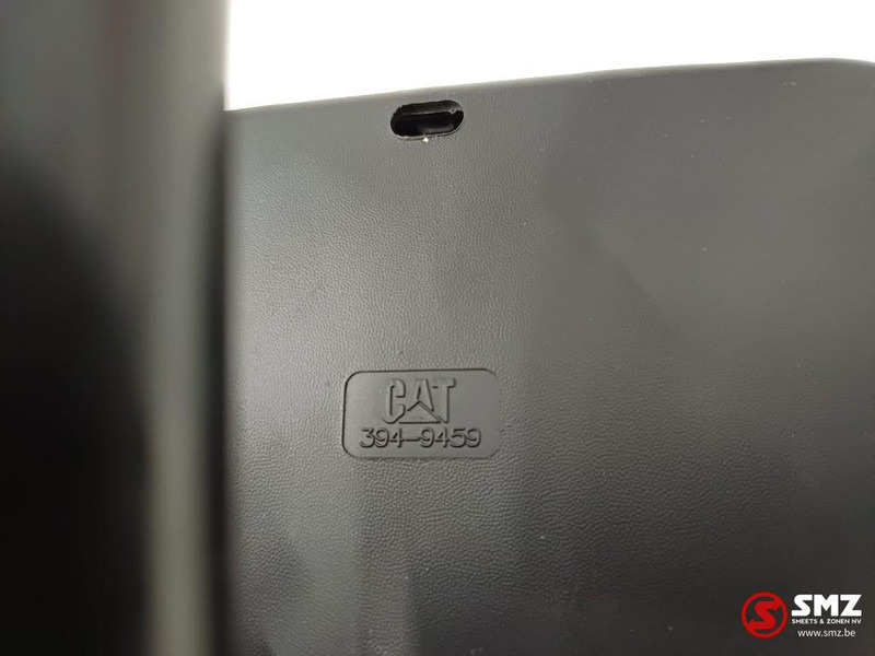 Caterpillar Mirror side view Caterpillar - Espelho retrovisor de Equipamento de movimentação: foto 3 Caterpillar Mirror side view Caterpillar - Espelho retrovisor de Equipamento de movimentação: foto 3
