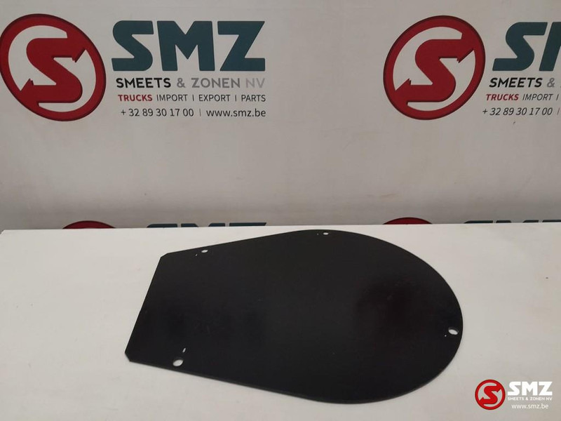 Caterpillar Travel motor guard steel plate Caterpillar - Estrutura/ Châssis de Equipamento de movimentação: foto 2 Caterpillar Travel motor guard steel plate Caterpillar - Estrutura/ Châssis de Equipamento de movimentação: foto 2