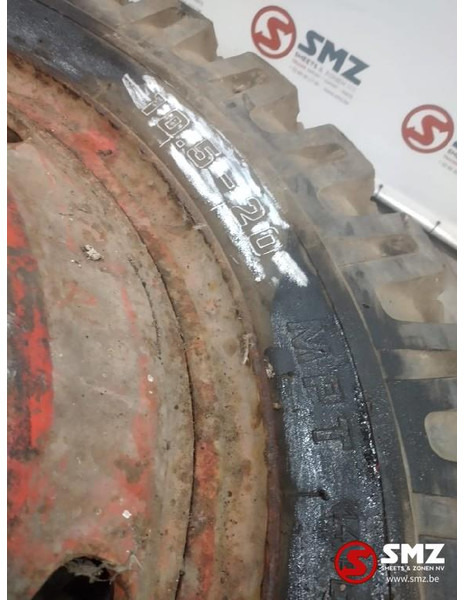 Continental Occ industrieband Continental 10.5-20 - Pneu de Caminhão: foto 4 Continental Occ industrieband Continental 10.5-20 - Pneu de Caminhão: foto 4