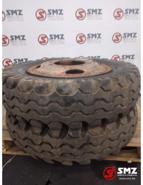 Continental Occ industrieband Continental 10.5-20 - Pneu de Caminhão: foto 1 Continental Occ industrieband Continental 10.5-20 - Pneu de Caminhão: foto 1