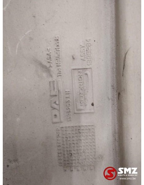 DAF Occ Koplamppaneel links DAF XF95-XF105 - Para-choque de Caminhão: foto 3 DAF Occ Koplamppaneel links DAF XF95-XF105 - Para-choque de Caminhão: foto 3