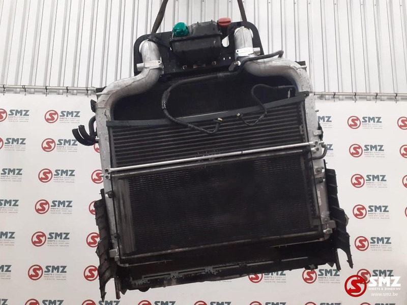 DAF Occ radiator + intercooler + condensator DAF - Radiador de Caminhão: foto 2 DAF Occ radiator + intercooler + condensator DAF - Radiador de Caminhão: foto 2