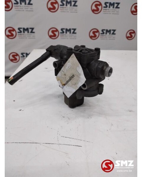 DAF Occ regelventiel luchtvering DAF XF106 - Suspensão a ar de Caminhão: foto 2 DAF Occ regelventiel luchtvering DAF XF106 - Suspensão a ar de Caminhão: foto 2