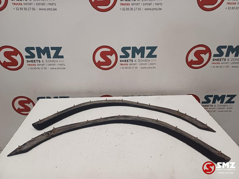 DAF Occ set spatbordkappen L/R DAF - Carroceria e exterior de Caminhão: foto 2 DAF Occ set spatbordkappen L/R DAF - Carroceria e exterior de Caminhão: foto 2