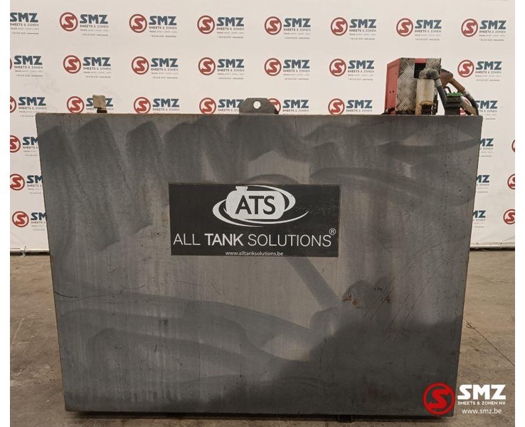 Diversen Occ brandstoftank 3000L met pompinstallatie - Tanque de combustível de Caminhão: foto 1 Diversen Occ brandstoftank 3000L met pompinstallatie - Tanque de combustível de Caminhão: foto 1