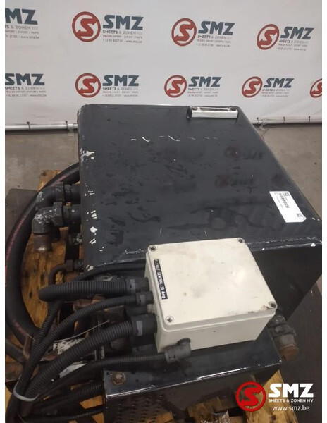 Diversen Occ hydrauliektank 150L 60cmx50cmx50cm - Tanque hidráulico de Caminhão: foto 3 Diversen Occ hydrauliektank 150L 60cmx50cmx50cm - Tanque hidráulico de Caminhão: foto 3