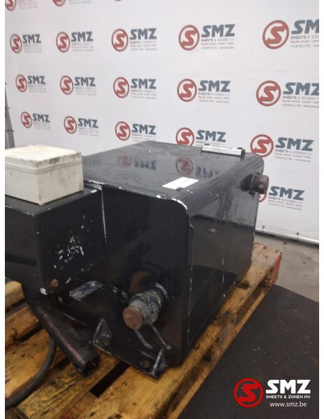 Diversen Occ hydrauliektank 150L 60cmx50cmx50cm - Tanque hidráulico de Caminhão: foto 2 Diversen Occ hydrauliektank 150L 60cmx50cmx50cm - Tanque hidráulico de Caminhão: foto 2