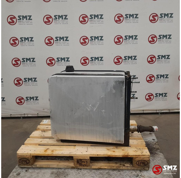 Diversen Occ hydraulische tank 200L - Tanque hidráulico de Caminhão: foto 4 Diversen Occ hydraulische tank 200L - Tanque hidráulico de Caminhão: foto 4