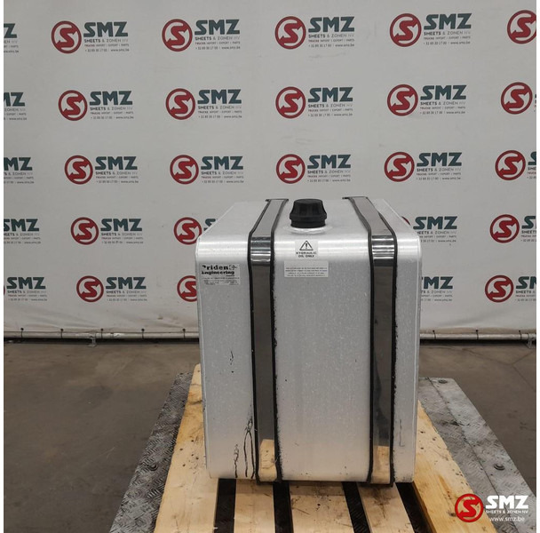 Diversen Occ hydraulische tank 200L - Tanque hidráulico de Caminhão: foto 1 Diversen Occ hydraulische tank 200L - Tanque hidráulico de Caminhão: foto 1