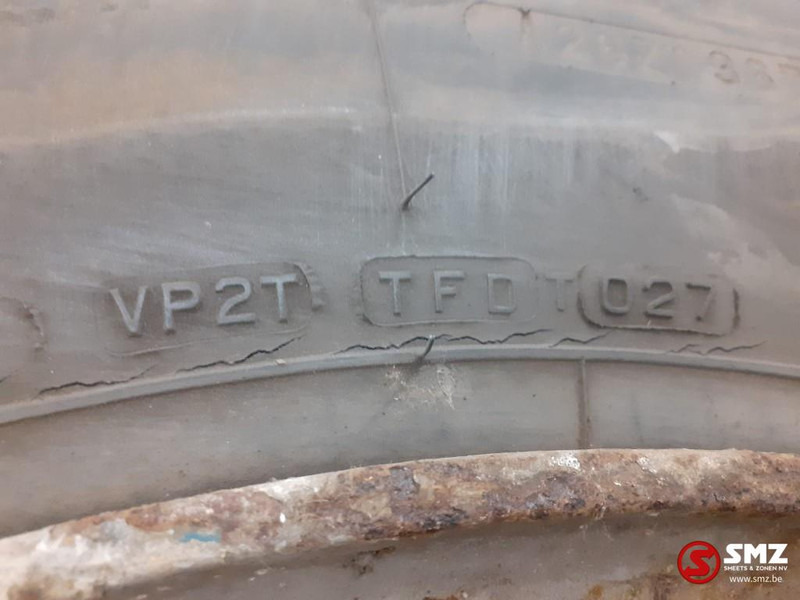 Firestone Occ vrachtwagenband Firestone 12.00R20 - Pneu de Caminhão: foto 4 Firestone Occ vrachtwagenband Firestone 12.00R20 - Pneu de Caminhão: foto 4