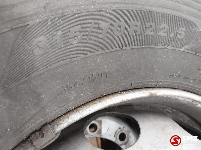 Goodyear Occ vrachtwagenband Goodyear 315/70R22.5 156/150L - Pneu de Caminhão: foto 3 Goodyear Occ vrachtwagenband Goodyear 315/70R22.5 156/150L - Pneu de Caminhão: foto 3
