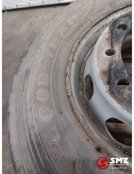 Goodyear Occ vrachtwagenband Goodyear 315/70R22.5 - Pneu de Caminhão: foto 2 Goodyear Occ vrachtwagenband Goodyear 315/70R22.5 - Pneu de Caminhão: foto 2
