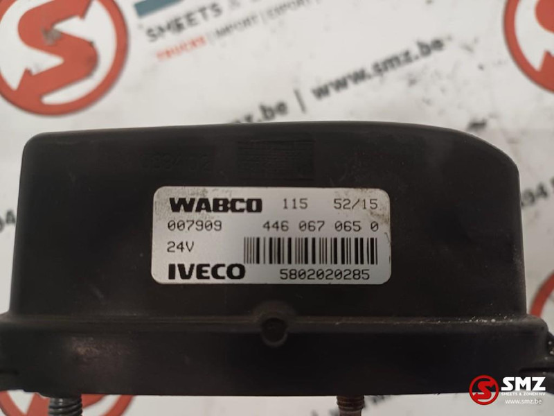 Iveco Occ radar sensor Iveco - Sensor de Caminhão: foto 4 Iveco Occ radar sensor Iveco - Sensor de Caminhão: foto 4