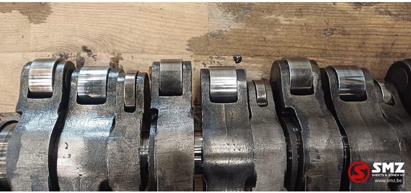 Iveco Occ tuimelaaras + tuimelaars F3AE3681 Cursor 10 Iv - Motor e peças de Caminhão: foto 3 Iveco Occ tuimelaaras + tuimelaars F3AE3681 Cursor 10 Iv - Motor e peças de Caminhão: foto 3