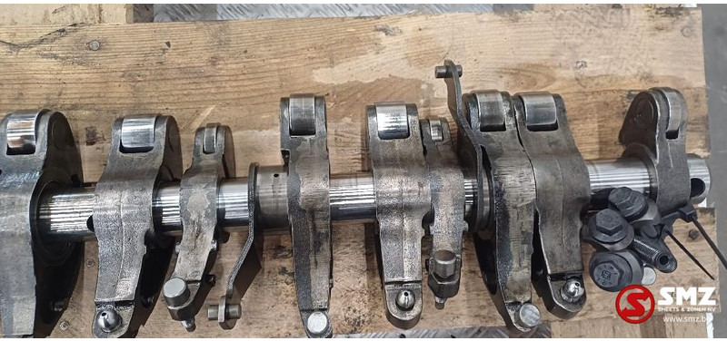 Iveco Occ tuimelaaras + tuimelaars F3AE3681 Cursor 10 Iv - Motor e peças de Caminhão: foto 2 Iveco Occ tuimelaaras + tuimelaars F3AE3681 Cursor 10 Iv - Motor e peças de Caminhão: foto 2