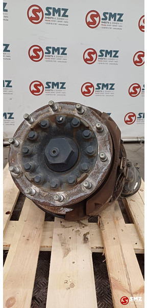 Iveco Occ wielnaaf + remklauw links meeloopas Iveco - Direcção de Caminhão: foto 1 Iveco Occ wielnaaf + remklauw links meeloopas Iveco - Direcção de Caminhão: foto 1