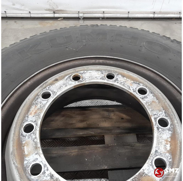 Kumho Occ vrachtwagenband 295/80R22.5 152/148M Kumho - Pneu de Caminhão: foto 2 Kumho Occ vrachtwagenband 295/80R22.5 152/148M Kumho - Pneu de Caminhão: foto 2