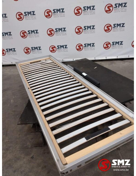 MAN Occ benedenbed MAN TGX 81621596369 - Cabine e interior de Caminhão: foto 3 MAN Occ benedenbed MAN TGX 81621596369 - Cabine e interior de Caminhão: foto 3