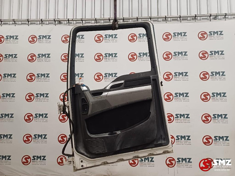 MAN Occ deur rechts MAN - Porta e peças de Caminhão: foto 2 MAN Occ deur rechts MAN - Porta e peças de Caminhão: foto 2