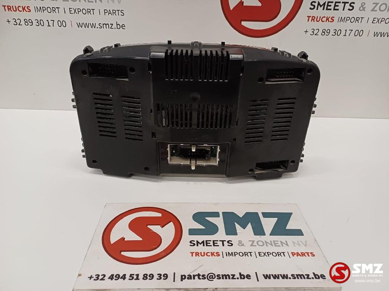 MAN Occ instrumentenpaneel MAN - Painel de instrumentos de Caminhão: foto 2 MAN Occ instrumentenpaneel MAN - Painel de instrumentos de Caminhão: foto 2