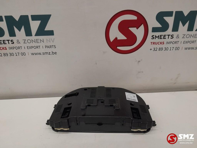 MAN Occ instrumentenpaneel MAN - Painel de instrumentos de Caminhão: foto 4 MAN Occ instrumentenpaneel MAN - Painel de instrumentos de Caminhão: foto 4