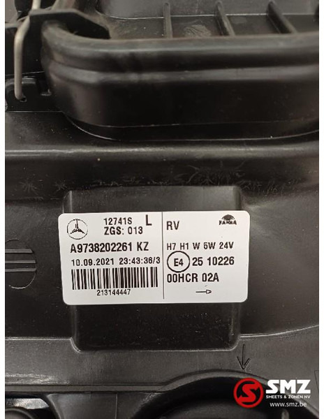 Mercedes-Benz Koplamp links Mercedes - Farol dianteira de Caminhão: foto 2 Mercedes-Benz Koplamp links Mercedes - Farol dianteira de Caminhão: foto 2