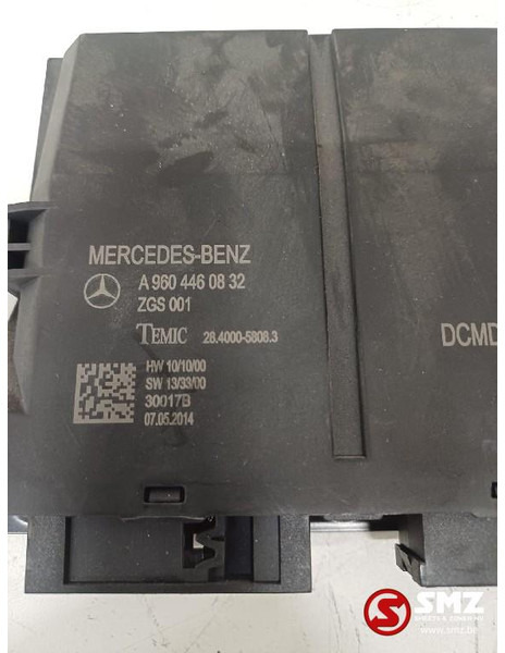 Mercedes-Benz Occ ECU linkerdeur besturingseenheid Mercedes - Centralina electrónica de Caminhão: foto 3 Mercedes-Benz Occ ECU linkerdeur besturingseenheid Mercedes - Centralina electrónica de Caminhão: foto 3