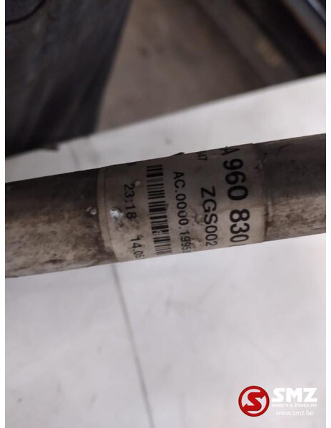 Mercedes-Benz Occ aircoleiding Mercedes Actros MP4 A9608308917 - Sistema de arrefecimento de Caminhão: foto 5 Mercedes-Benz Occ aircoleiding Mercedes Actros MP4 A9608308917 - Sistema de arrefecimento de Caminhão: foto 5