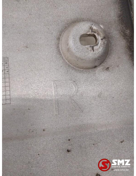 Mercedes-Benz Occ bumperafdekplaat Mercedes Actros MP4 A96088569 - Para-choque de Caminhão: foto 3 Mercedes-Benz Occ bumperafdekplaat Mercedes Actros MP4 A96088569 - Para-choque de Caminhão: foto 3