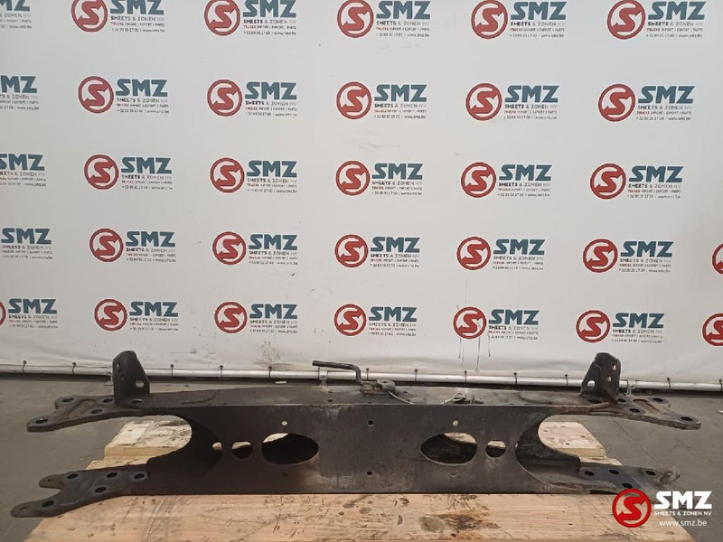 Mercedes-Benz Occ dwarsbalk vooraan Mercedes - Para-choque de Caminhão: foto 2 Mercedes-Benz Occ dwarsbalk vooraan Mercedes - Para-choque de Caminhão: foto 2