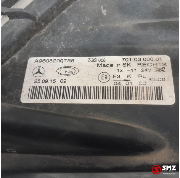 Mercedes-Benz Occ mistlicht rechts Mercedes - Farol nevoeiro de Caminhão: foto 3 Mercedes-Benz Occ mistlicht rechts Mercedes - Farol nevoeiro de Caminhão: foto 3