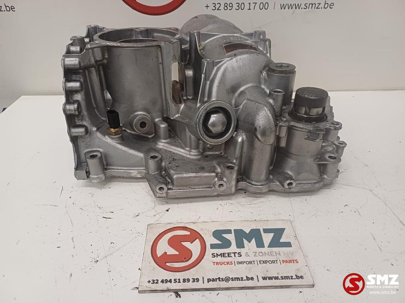 Mercedes-Benz Occ oliefilterhuis Mercedes - Filtro de óleo de Caminhão: foto 1 Mercedes-Benz Occ oliefilterhuis Mercedes - Filtro de óleo de Caminhão: foto 1