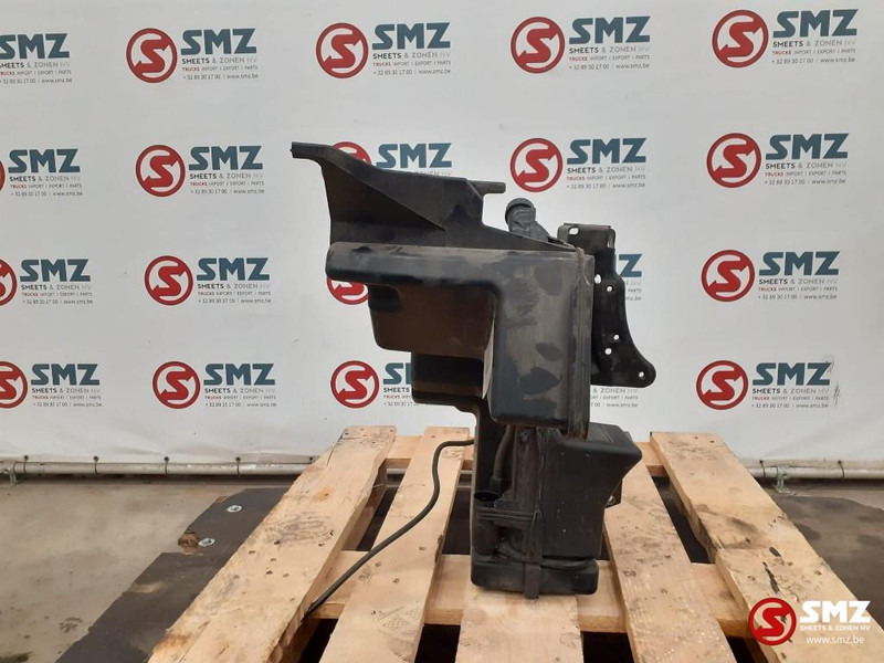 Mercedes-Benz Occ ruitensproeierreservoir Mercedes - Limpador de pára-brisa de Caminhão: foto 4 Mercedes-Benz Occ ruitensproeierreservoir Mercedes - Limpador de pára-brisa de Caminhão: foto 4