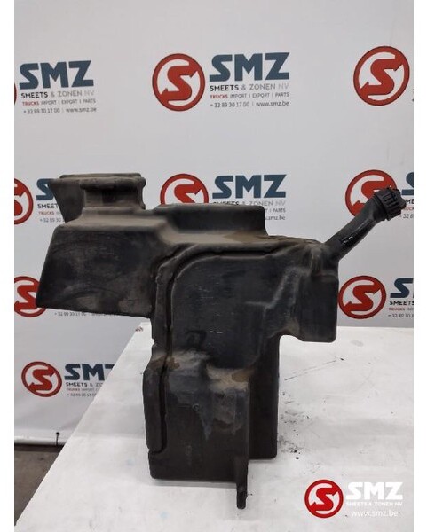 Mercedes-Benz Occ ruitenwisservloeistoftank Mercedes Actros MP4 - Limpador de pára-brisa de Caminhão: foto 2 Mercedes-Benz Occ ruitenwisservloeistoftank Mercedes Actros MP4 - Limpador de pára-brisa de Caminhão: foto 2