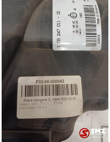 Mercedes-Benz Set koplampen L/R Mercedes - Farol dianteira de Caminhão: foto 3 Mercedes-Benz Set koplampen L/R Mercedes - Farol dianteira de Caminhão: foto 3