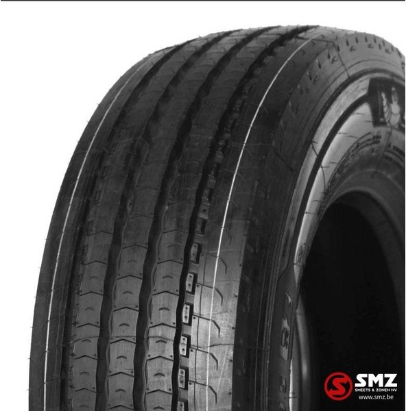 Michelin Band 245/70r17.5 michelin X multi Z - Pneu de Caminhão: foto 1 Michelin Band 245/70r17.5 michelin X multi Z - Pneu de Caminhão: foto 1