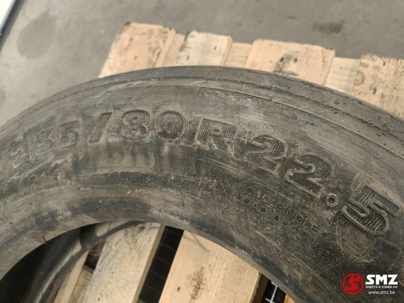 Michelin Occ Band 235/80R22.5 Michelin - Pneu de Caminhão: foto 3 Michelin Occ Band 235/80R22.5 Michelin - Pneu de Caminhão: foto 3