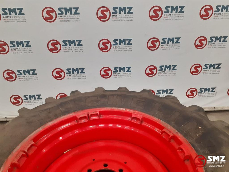 Michelin Occ Band 600/65r38 michelin xm108 - Pneu de Máquina agrícola: foto 3 Michelin Occ Band 600/65r38 michelin xm108 - Pneu de Máquina agrícola: foto 3