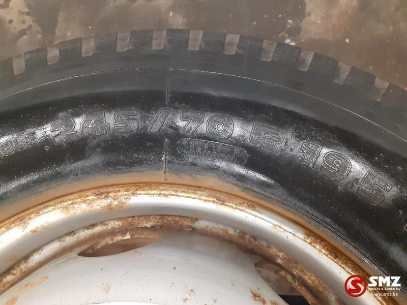 Michelin Occ vrachtwagenband Michelin 245/70R19.5 - Pneu de Caminhão: foto 3 Michelin Occ vrachtwagenband Michelin 245/70R19.5 - Pneu de Caminhão: foto 3
