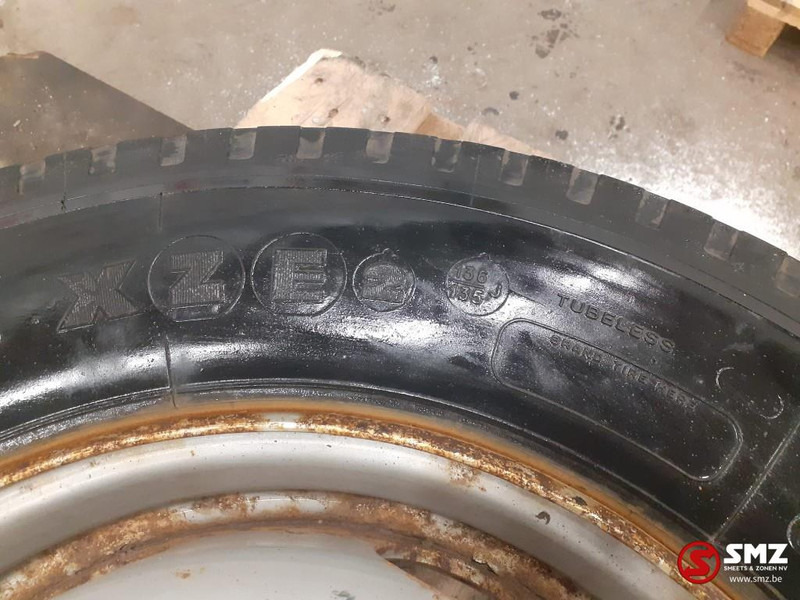 Michelin Occ vrachtwagenband Michelin 245/70R19.5 - Pneu de Caminhão: foto 4 Michelin Occ vrachtwagenband Michelin 245/70R19.5 - Pneu de Caminhão: foto 4
