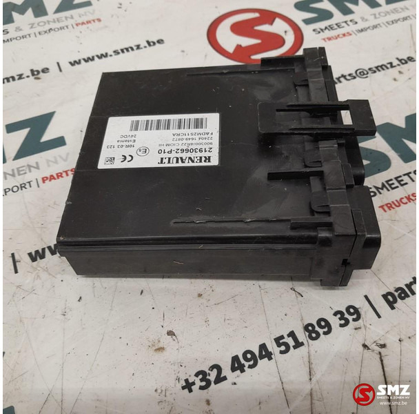 Renault Occ ECU CIOM HI regeleenheid Renault - Centralina electrónica de Caminhão: foto 3 Renault Occ ECU CIOM HI regeleenheid Renault - Centralina electrónica de Caminhão: foto 3